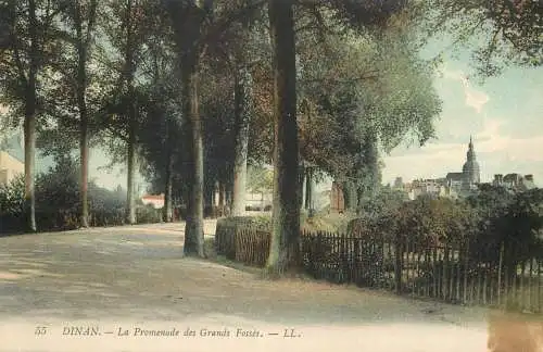 France Dinan Promenade des Grands Fosses