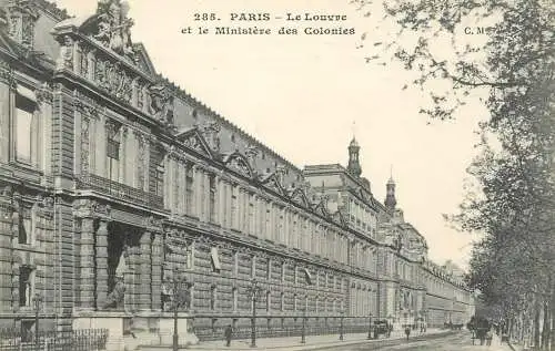 France Paris Le Louvre & le Ministere des Colonies