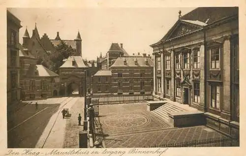 Netherlands Den Haag Mauritshuis en toegang Binnenhof