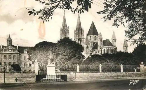France cpsm Caen eglise Saint Etienne