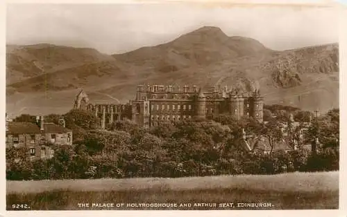 British castles architecture Holyroodhouse Arthur Seat
