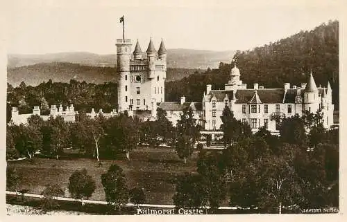 British castles architecture Balmoral castle