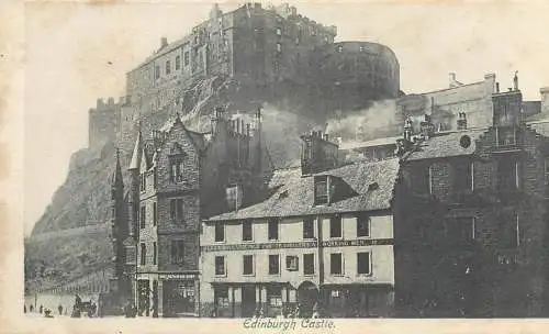 British castles architecture Edinburgh Castle
