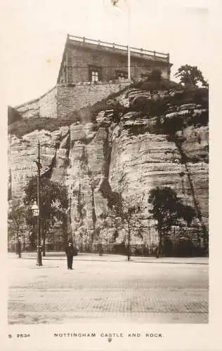 British castles architecture Nottingham Castle and rock