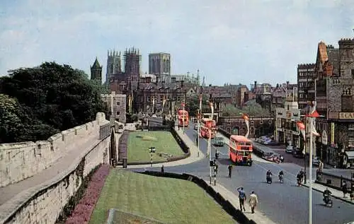 England York Minstrer & city walls