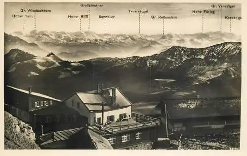 Austria Berghotel Wendelsteinhaus mit Blick gegen die Hohe Tauern