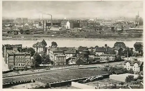 Germany Kehl am Rhein Rhein Blick auf Strasbourg