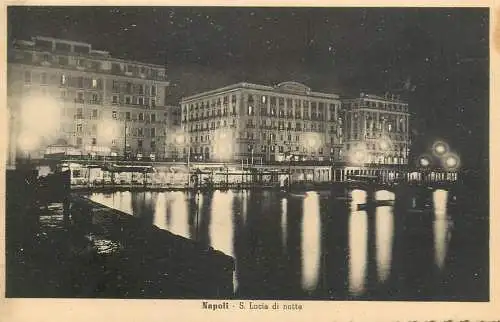 Italia Napoli S. Lucia di notte
