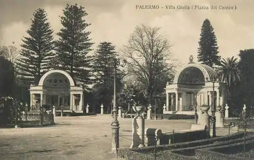 Italy Palermo Villa Giulia (Piazza del Centro)