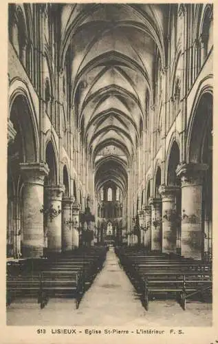 France Lisieux Eglise St Pierre vue interieure