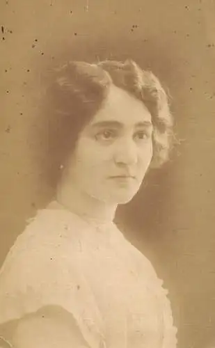 Romania souvenir photo postcard portrait 1913