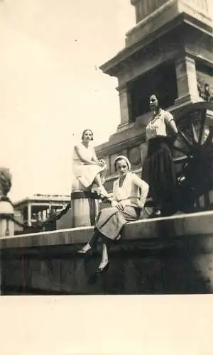 Romania family souvenir photo postcard social history Giurgiu