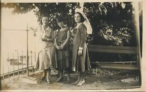 Romania family souvenir photo postcard social history
