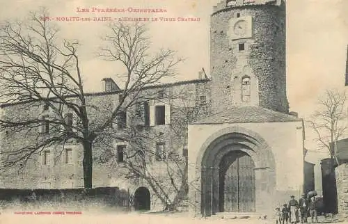 France Molitg-les-Bains L'Eglise & le vieux Chateau
