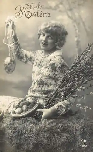 Easter greetings fantaisie Paques coiffure eggs dress flowers lady beauty pearls