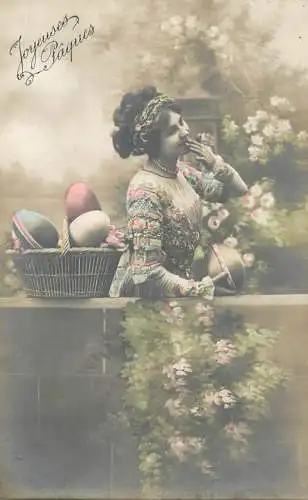 Easter greetings fantaisie Paques coiffure egg basket dress pearls