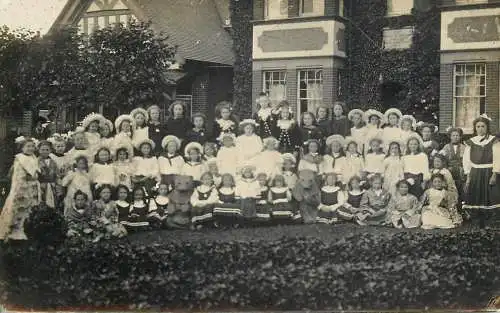 Social history souvenir photo elegant children school classroom