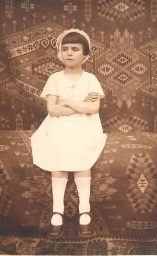 Children and family groups portraits and scenes souvenir photo girl white dress