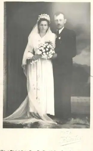 Family social history marriage wedding souvenir photo bride groom joy couple flowers