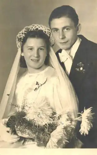 Family social history marriage wedding souvenir photo bride groom joy couple elegance