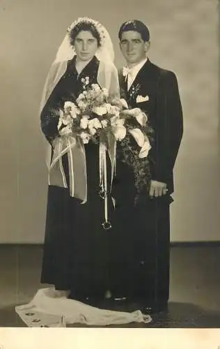 Family social history marriage wedding souvenir photo bride groom joy couple elegance