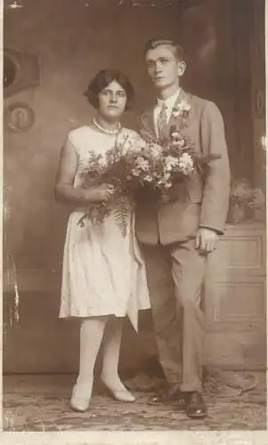 Family social history marriage wedding souvenir photo bride groom joy couple elegance