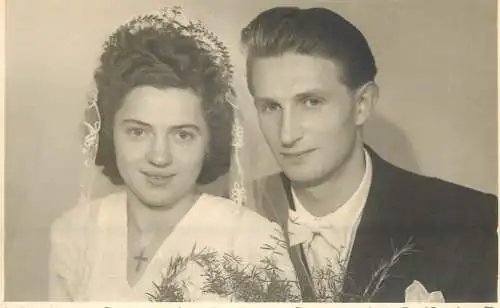 Family social history marriage wedding souvenir photo bride groom joy couple