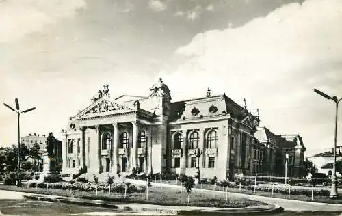 Romania Teatrul National "V. Alecsandri" vedere din Iasi