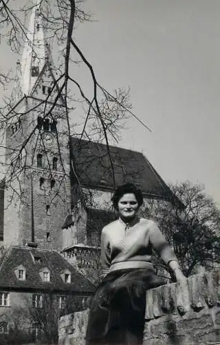 Anonymous persons women portraits & scenes souvenir photo elegant woman 1956 citybreak clocktower