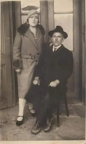 Anonymous persons social history souvenir photo postcard 1930 elegance Romania
