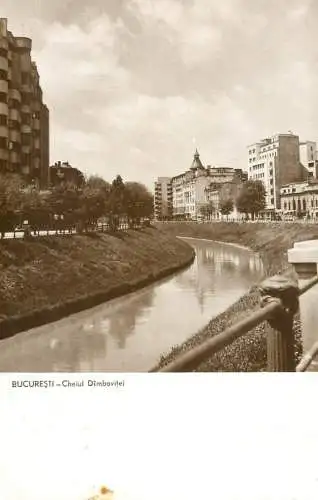 Romania Bucuresti Cheiul Dambovitei