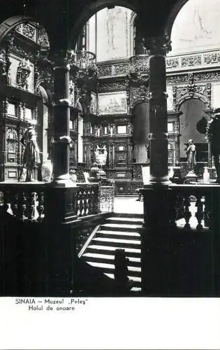 Romania Sinaia Castelul-muzeu Peles Holul de onoare