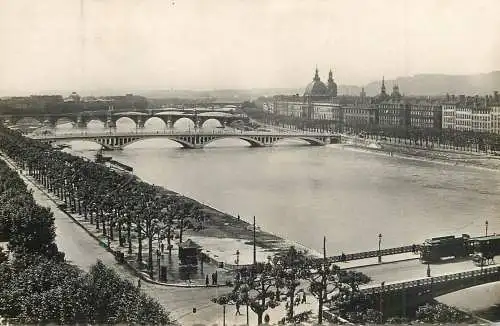 France Lyon vue des Ponts sur le Rhone