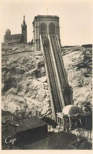 France Marseille L'Ascenseur & Notre Dame de la Garde