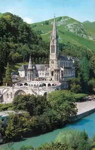 France Lourdes Le Gave & la Basilique