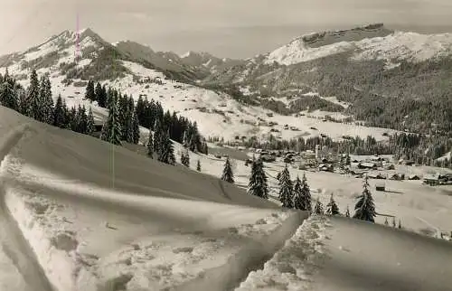 Austria Kleinwalsertal Riezlern mit Hoch Ifen Schwarzwassertal und Heuberg