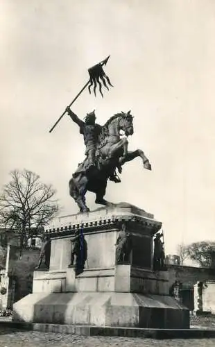 France Falaise (Calvados) Statue de Guillaume le Conquerant