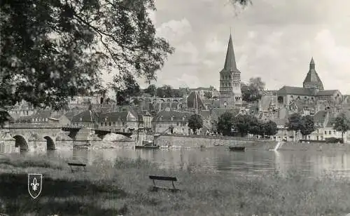 France La Charite sur Loire (Nievre) vue generale