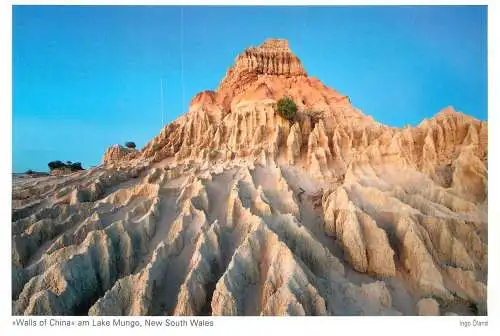 Postcard Australia New South Wales Walls of China and Lake Mungo