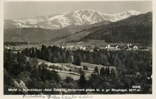 Austria Markt und Benediktiner Abtei Seckau Steiermark gegen Rinkogel panorama