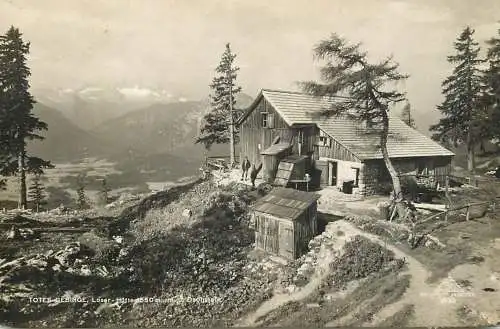Austria Totes Gebirge Loser Hutte mit Dachstein
