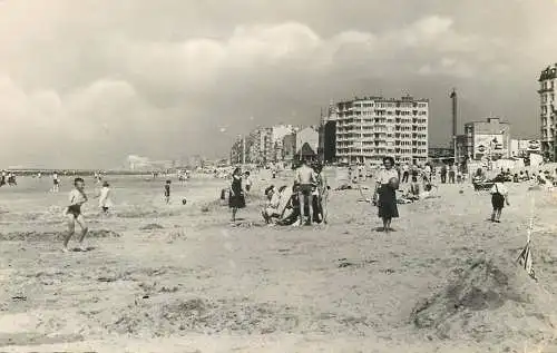 Belgium Mariakerke Oostende Plage et digue de mer