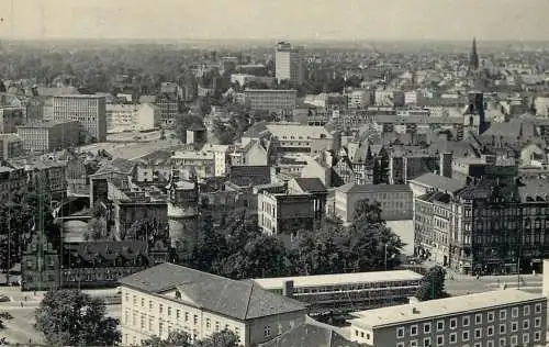Postcard Germany Hannover Rathausturm