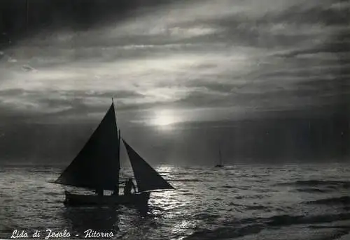 Sailing & navigation themed postcard Lido di Jesolo Sailing Vessels