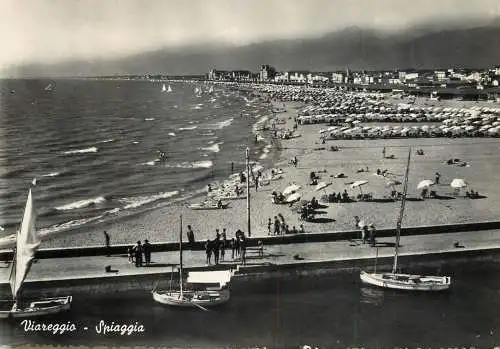 Sailing & navigation themed postcard Viareggio beach Sailing Vessels