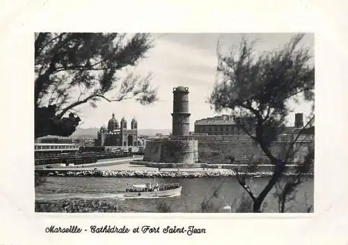 Sailing & navigation themed postcard Marseille Fort Saint Jean lighthouse cruise ship
