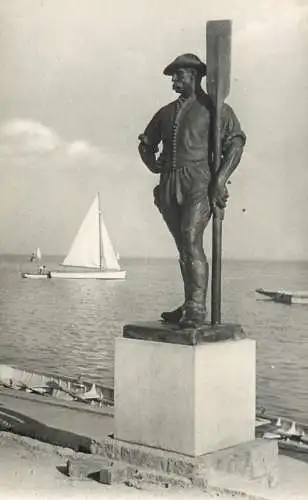 Sailing & navigation themed postcard Balaton fisherman statue Sailing Vessels