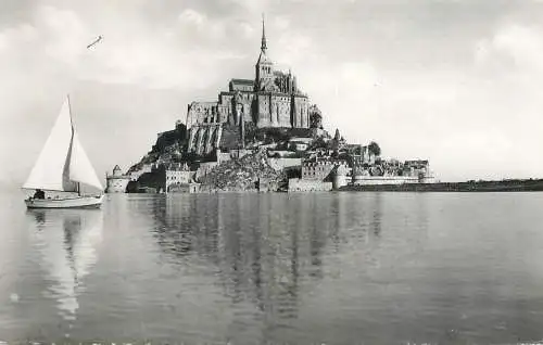 Sailing & navigation themed postcard Mont Saint Michel high tide Sailing Vessels