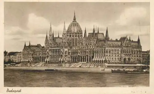 Sailing & navigation themed postcard Hungary Budapest barge