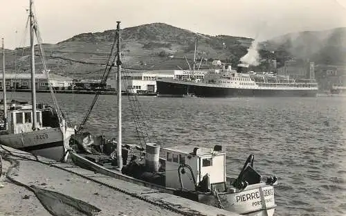 Sailing & navigation themed postcard Port Vendres Algerie harbour cruise ship
